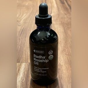 New Radha Organic Rosehip Essential Oil – 120ml